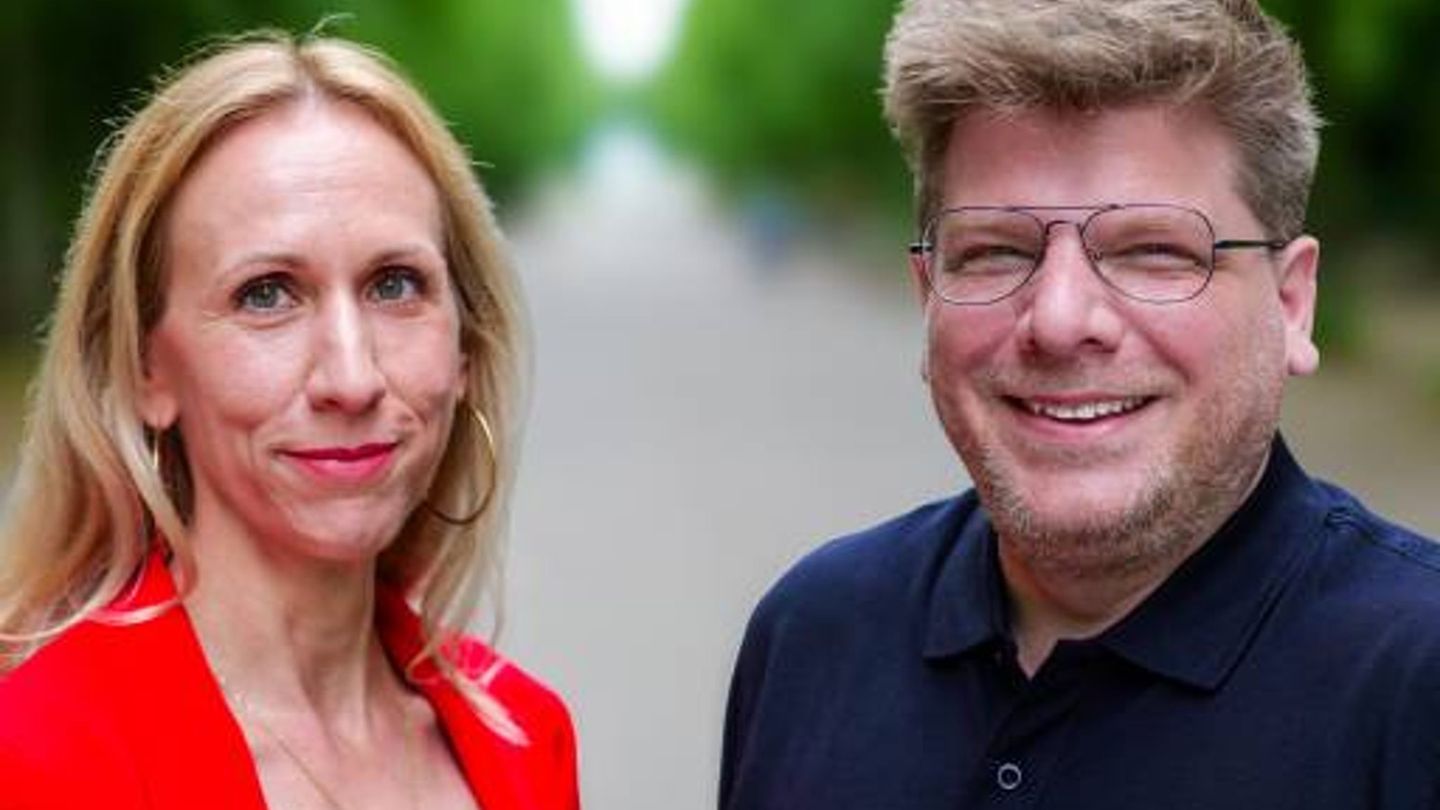 Sollen für die Linke als Spitzenduo in den Landtagswahlkampf 2027 ziehen: Alexandra Mehdi und Sebastian Merkens. Foto: Luca Pern