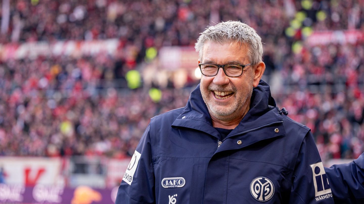 Für Union Berlin gibt es ein Wiedersehen mit dem früheren Union-Trainer Urs Fischer. (Archivbild) Foto: Torsten Silz/dpa