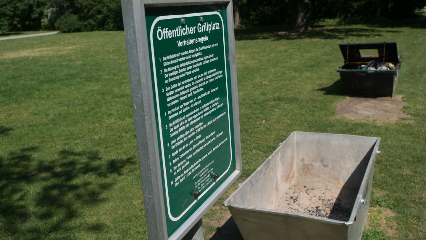 In der Landeshauptstadt gibt es acht öffentliche Grillplätze, auch andere Städte bieten solche Flächen zur Nutzung an. (Archivbi