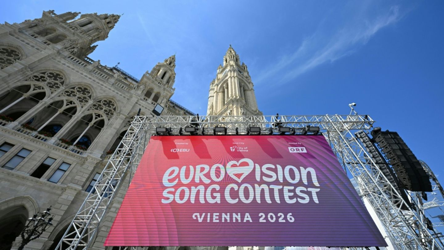 ESC-Banner vor dem Wiener Rathaus