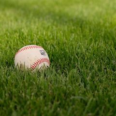 In Greifswald kann jetzt erstmals in MV auf einem wettkampfgerechten Baseballplatz gespielt werden. (Symbolbild) Foto: Niklas Gr