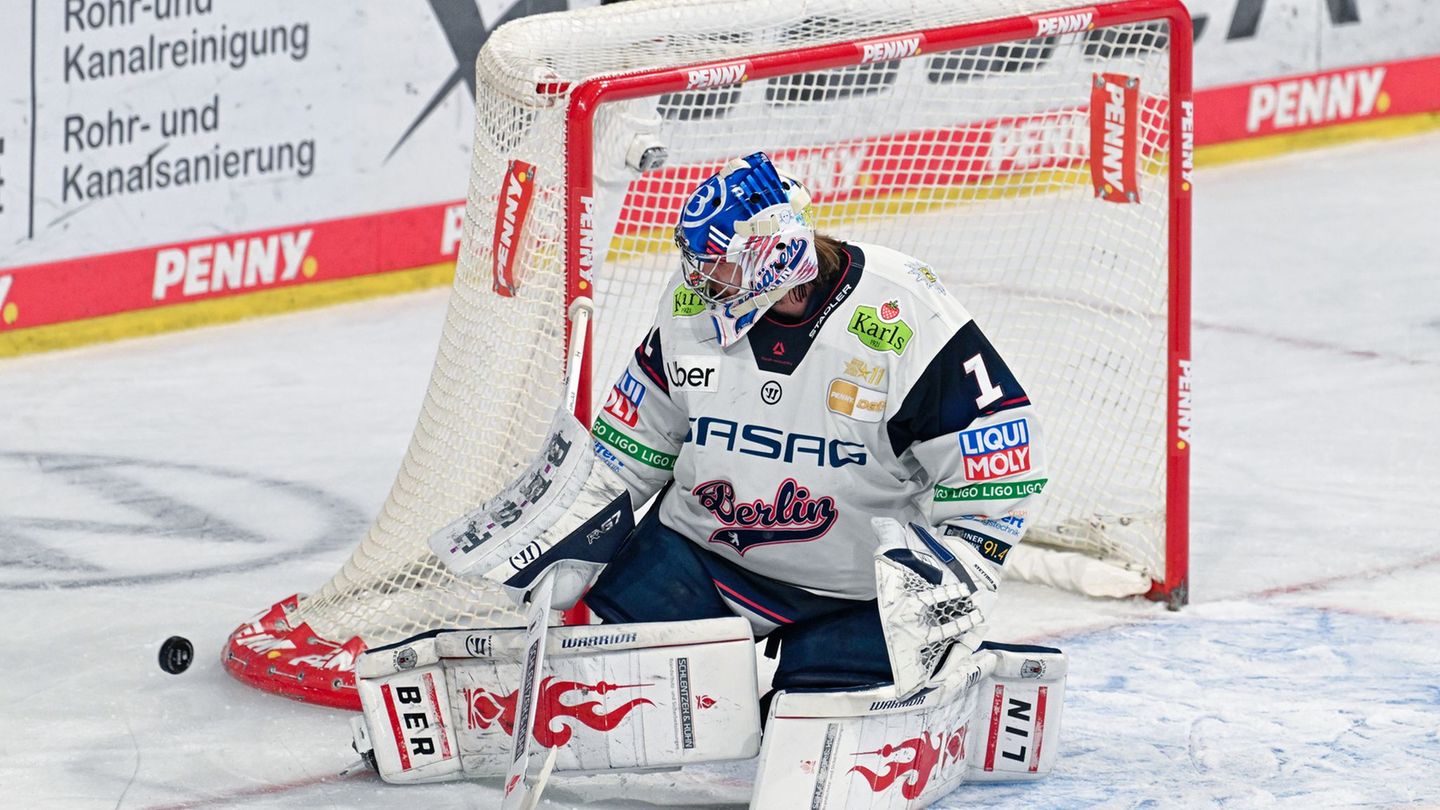 War einer der Titelgaranten für die Eisbären Berlin: Torhüter Jonas Stettmer. (Archivbild) Foto: Uwe Anspach/dpa