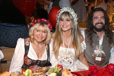 Heidi Klum mit ihrem Ehemann Tom Kaulitz und ihrer Mutter Erna im letzten Oktober.