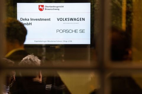 Seit acht Jahren fordern Investoren vor Gericht eine Milliarden-Entschädigung für Kursverluste nach dem Dieselskandal. (Archivbi
