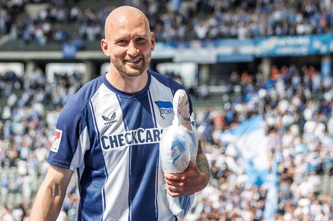 Toni Leistner kann sich vorstellen, seine Karriere nach dieser Saison forzusetzen. Foto: Andreas Gora/dpa