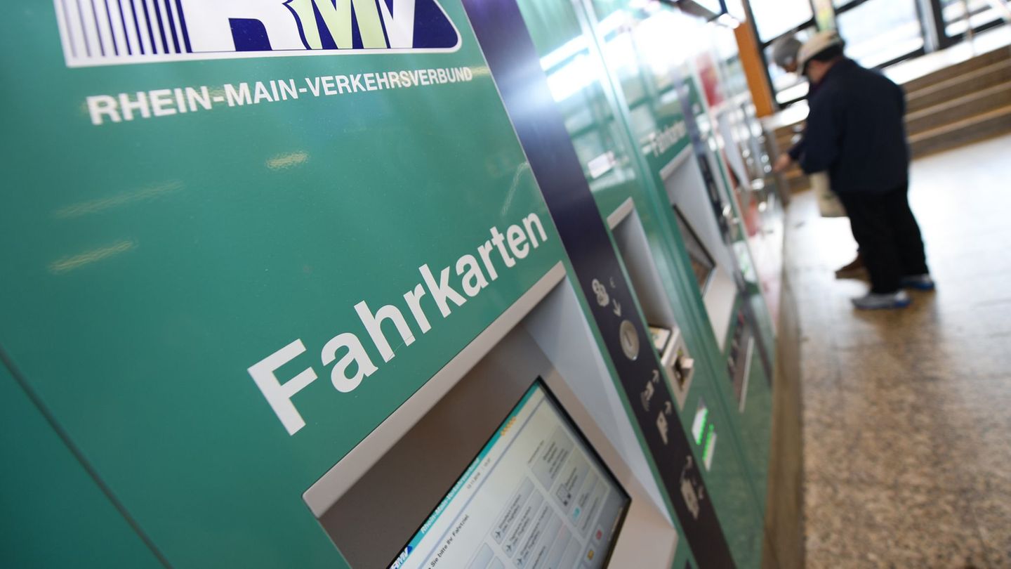 Im Rhein-Main-Gebiet kommt es zu massiven Störungen bei der Bahn. (Symbolbild) Foto: Arne Dedert/dpa