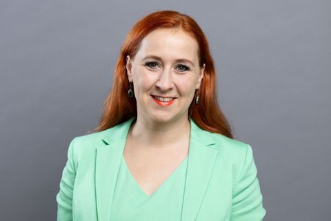 Grünen-Fraktionschefin Franziska Schubert sieht sich in ihrem Frage- und Auskunftsrecht als Abgeordnete verletzt. (Archivbild) F