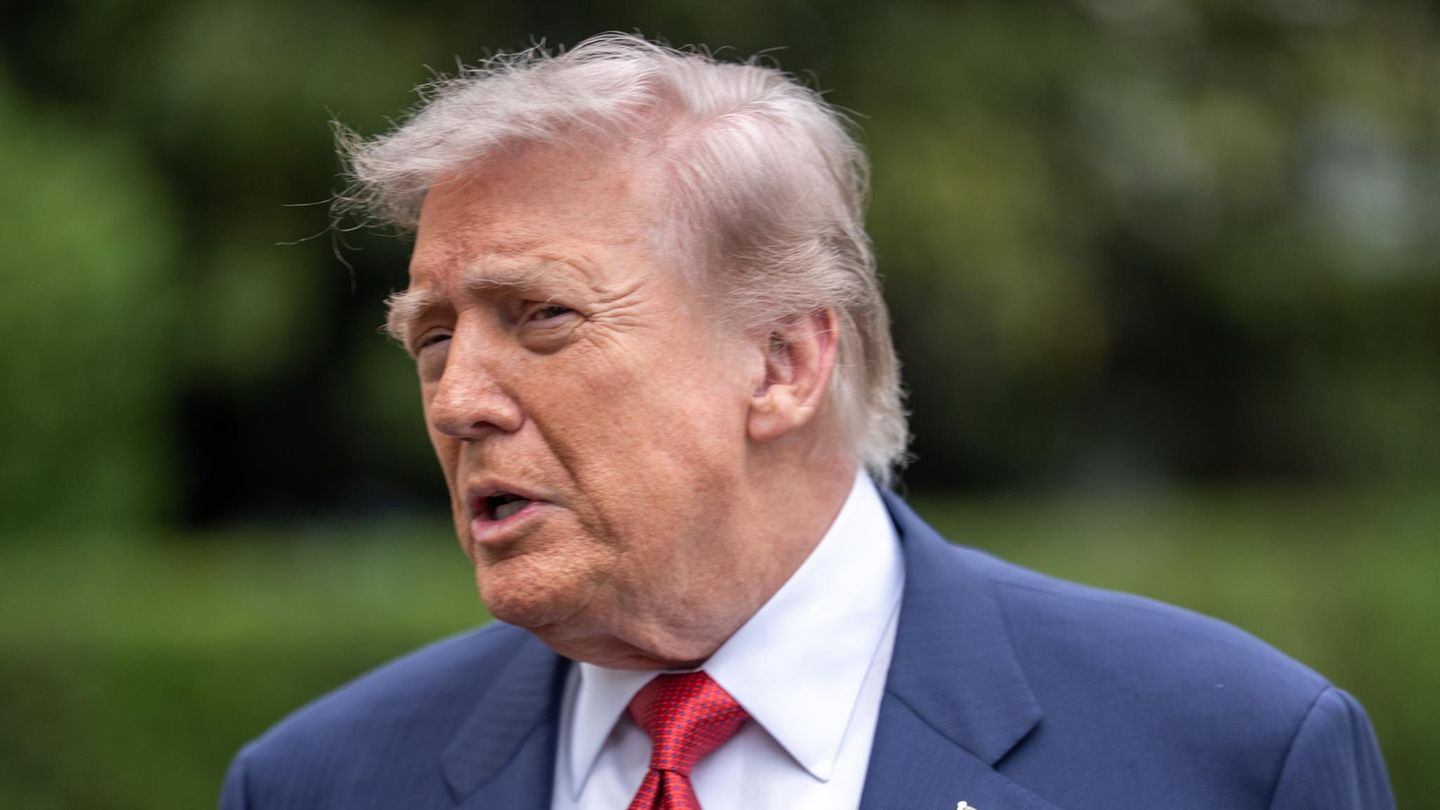 Donald Trump am Rednerpult