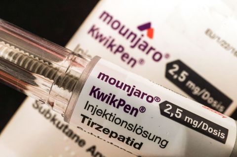 Krankenkassen müssen Kosten für die Abnehmspritze nicht übernehmen. (Symbolbild) Foto: Oliver Berg/dpa