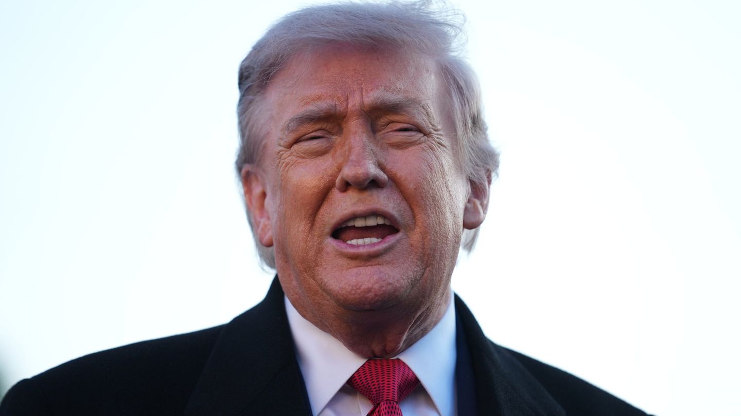Für Trump ist der ungelöste Iran-Konflikt auch eine Last bei seinem baldigen Besuch in China. Foto: Mark Schiefelbein/AP/dpa