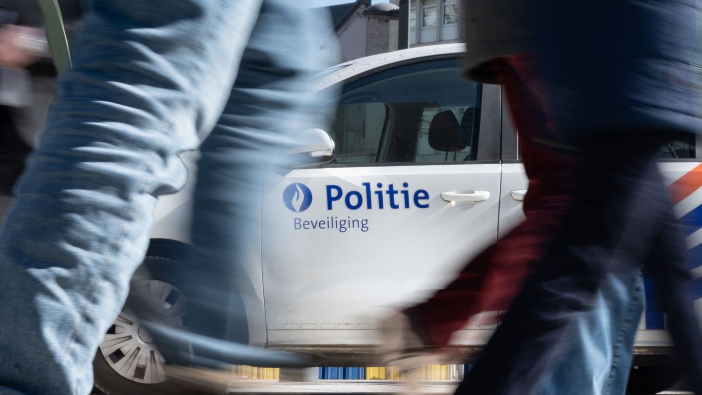 In Antwerpen wurde ein sechsjähriger Junge beim Überqueren eines Zebrastreifens von einem Polizeiwagen erfasst. (Archivbild) Fot