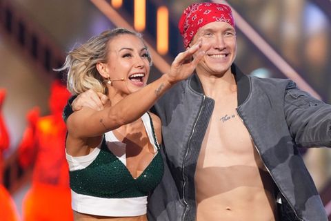 Anna-Carina Woitschack und Evgeny Vinokurov kämpfen weiter bei "Let's Dance".