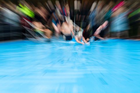 Die SPD-Fraktion kritisiert die Situation der Schwimmbäder in Schleswig-Holstein. (Archivbild) Foto: Frank Molter/dpa