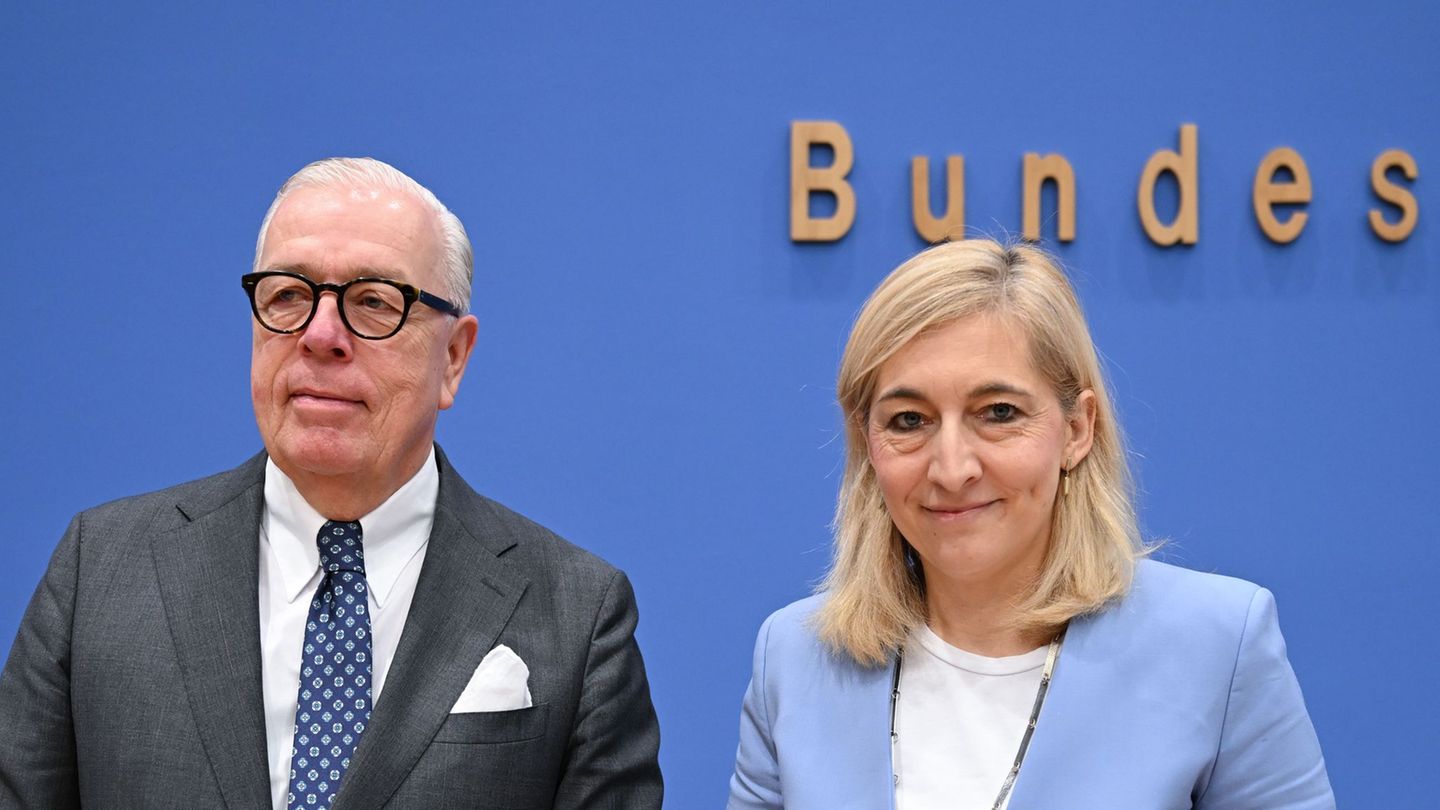 Die Ministerin stellt sich mit ihren Reformplänen der Ärzteschaft. (Archivbild) Foto: Soeren Stache/dpa