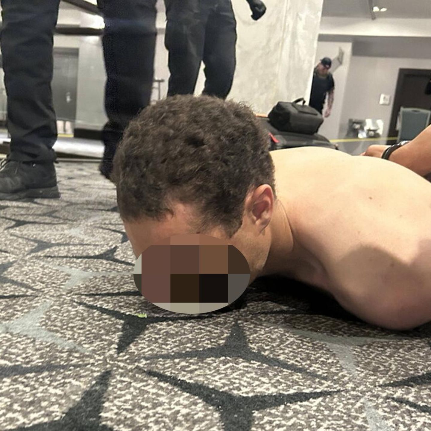 Der mutmaßliche Schütze wurde von Sicherheitskräften überwältigt