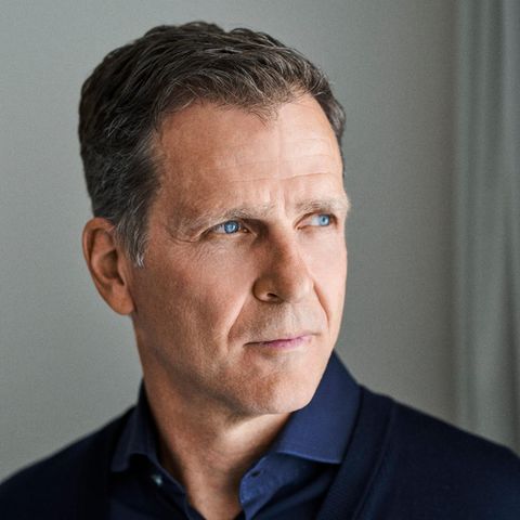 Oliver Bierhoff wird für den stern fotografiert