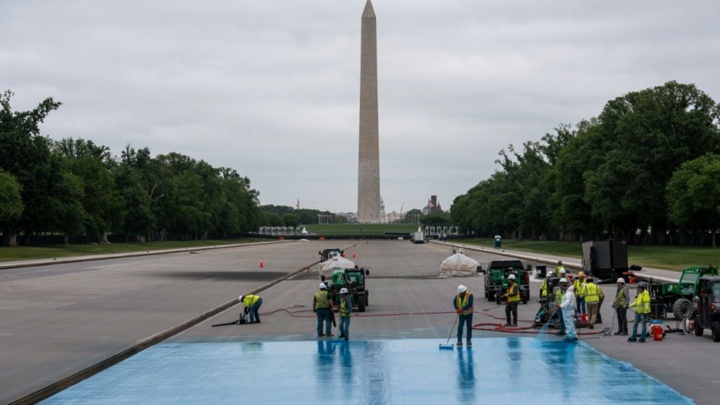 Klage gegen Trump-Plan: Pool-blaues Becken am Lincoln-Denkmal in der Kritik