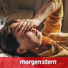ME/CFS-Erkrankte liegt im Bett