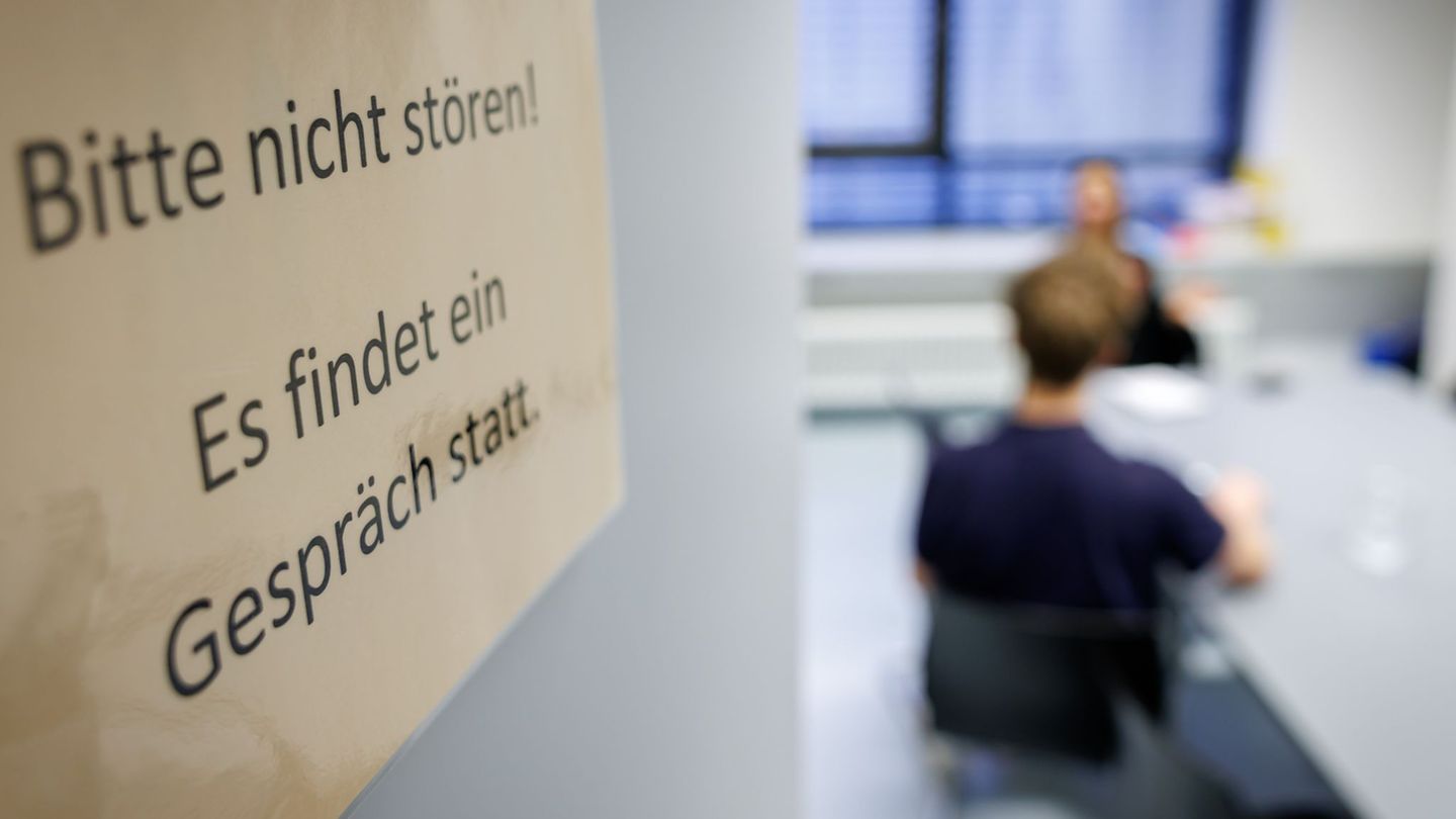 Die Therapie von Jonas ging über drei Monate, sie bestand aus Einzelgesprächen und später einer wöchentlichen Gruppentherapie. F