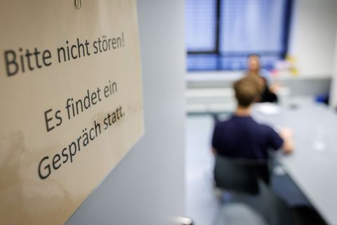 Die Therapie von Jonas ging über drei Monate, sie bestand aus Einzelgesprächen und später einer wöchentlichen Gruppentherapie. F