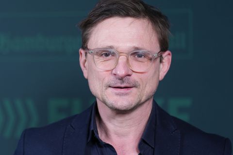 Der Schauspieler Florian Lukas wird mit dem Emder Schauspielpreis ausgezeichnet. (Archivbild) Foto: Marcus Brandt/dpa