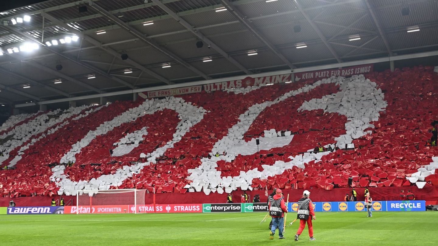 Die Frauen von Mainz 05 können am Wochenende in die Bundesliga aufsteigen (Archivbild). Foto: Torsten Silz/dpa