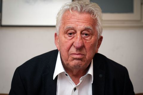 Der Film "Kommunist" von Lutz Pehnert über Egon Krenz hat Diskussionen ausgelöst. (Archivbild) Foto: Soeren Stache/dpa