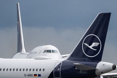 Ab Juni entfallen Teile der Lufthansa-Verbindungen zwischen Frankfurt und den Flughäfen Leipzig/Halle und Dresden. (Archivbild)