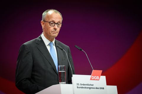 Merz drang beim DGB-Kongress mit seinen Reformappellen nicht durch. Foto: Bernd von Jutrczenka/dpa