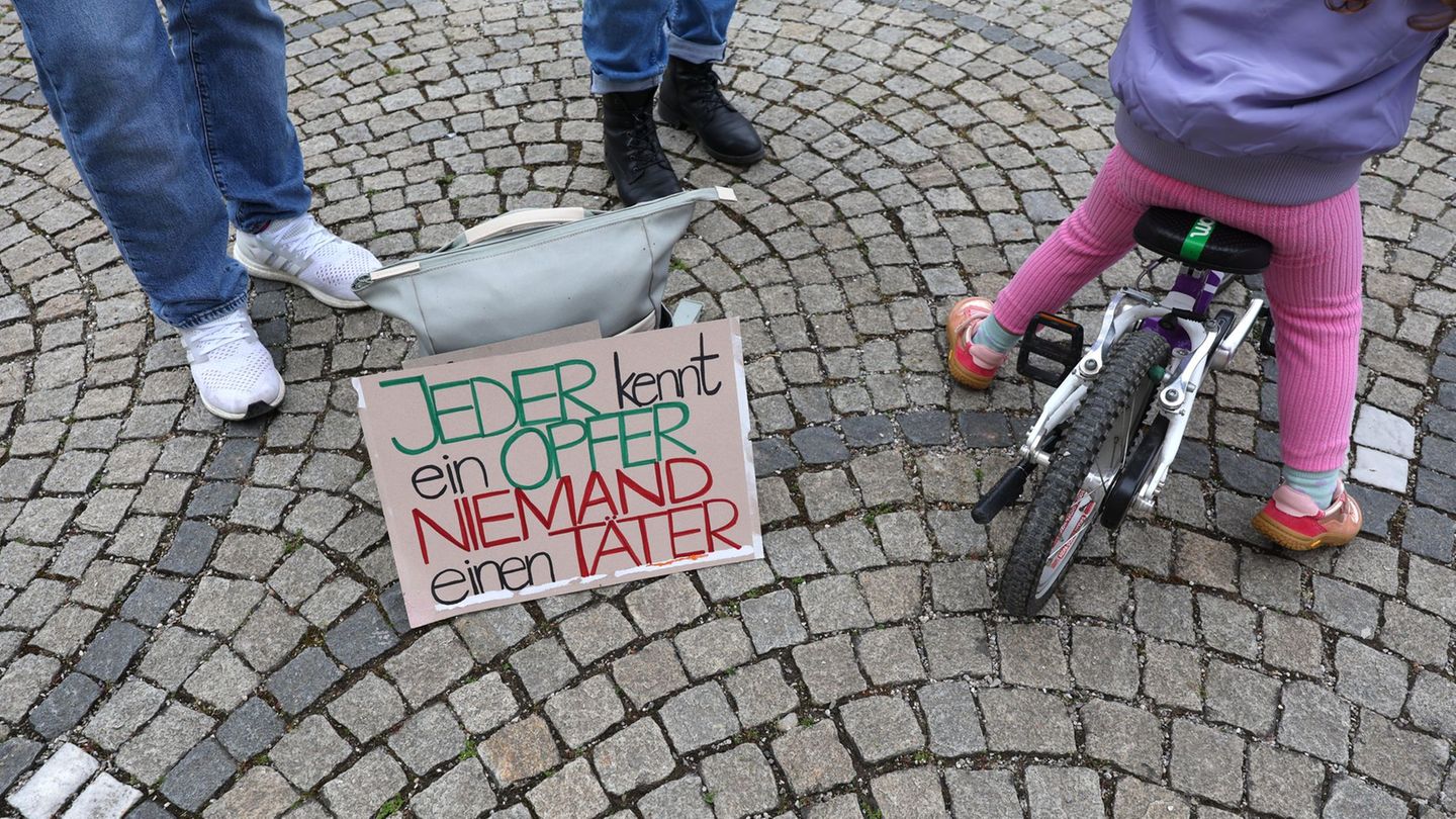 Rheinland-Pfalz schafft die Stelle einer unabhängigen Landesbeauftragten gegen sexualisierte Gewalt an Kindern und Jugendlichen.