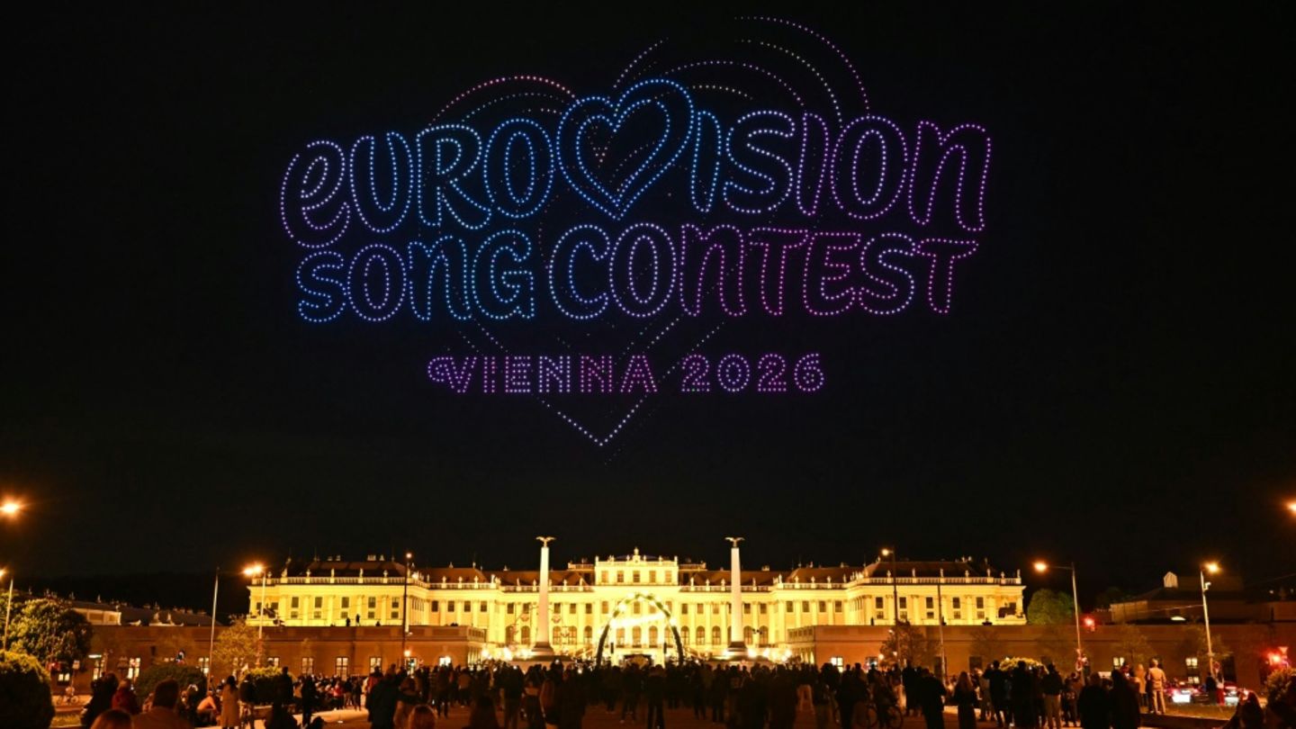ESC-Logo, von Drohnen geformt, in Wien
