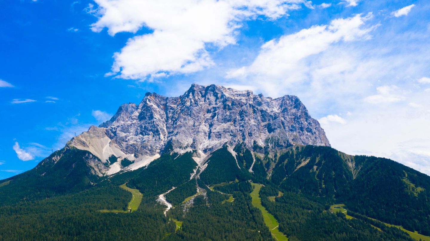 Südlich der Zugspitze begeben sich immer öfter unerfahrene Abenteurerinnen und Abenteurer in Gefahr.