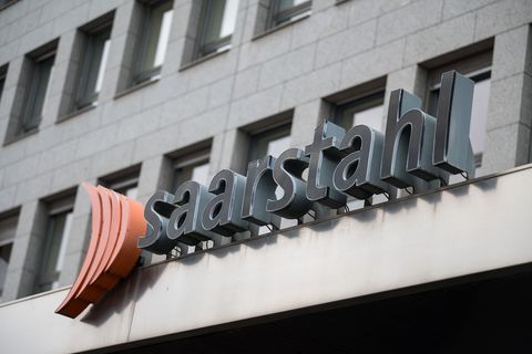 Saarstahl liefert grünen Stahl für Konzeptfahrzeug von Mercedes-Benz Trucks. (Symbolbild) Foto: Oliver Dietze/dpa