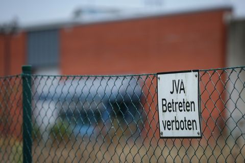 Ermittlungen laufen gegen acht Bedienstete aus der JVA Euskirchen (Symbolbild)
