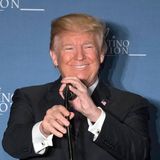 „Die EU ist möglicherweise so schlimm wie China“  Ein großer Fan der Europäischen Union war Trump noch nie. Für ihn rangiert die EU knapp unter China, die Trump ebenfalls als schlimm betitelt.