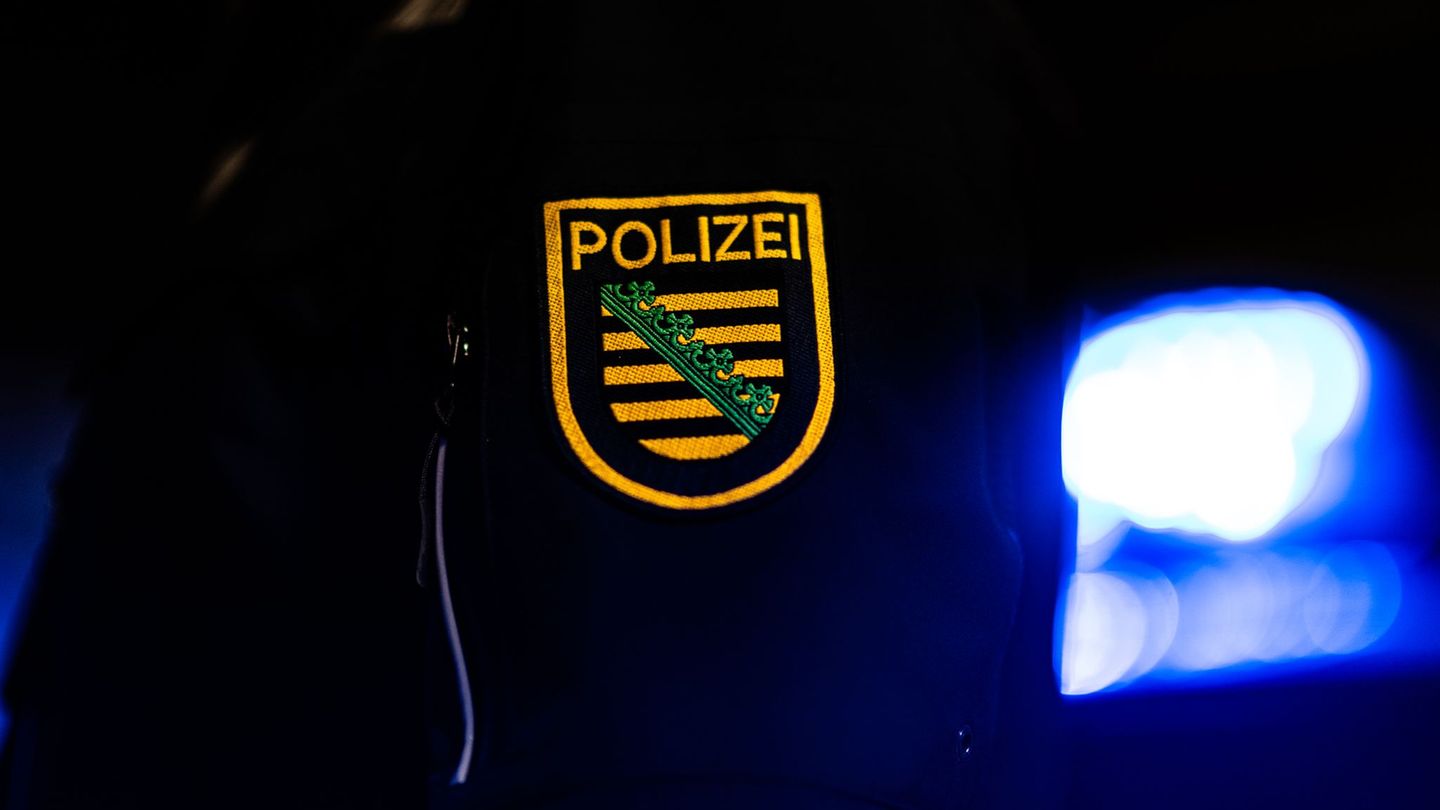 Die Polizei ermittelt wegen gefährlicher Körperverletzung. (Symbolbild) Foto: Robert Michael/dpa