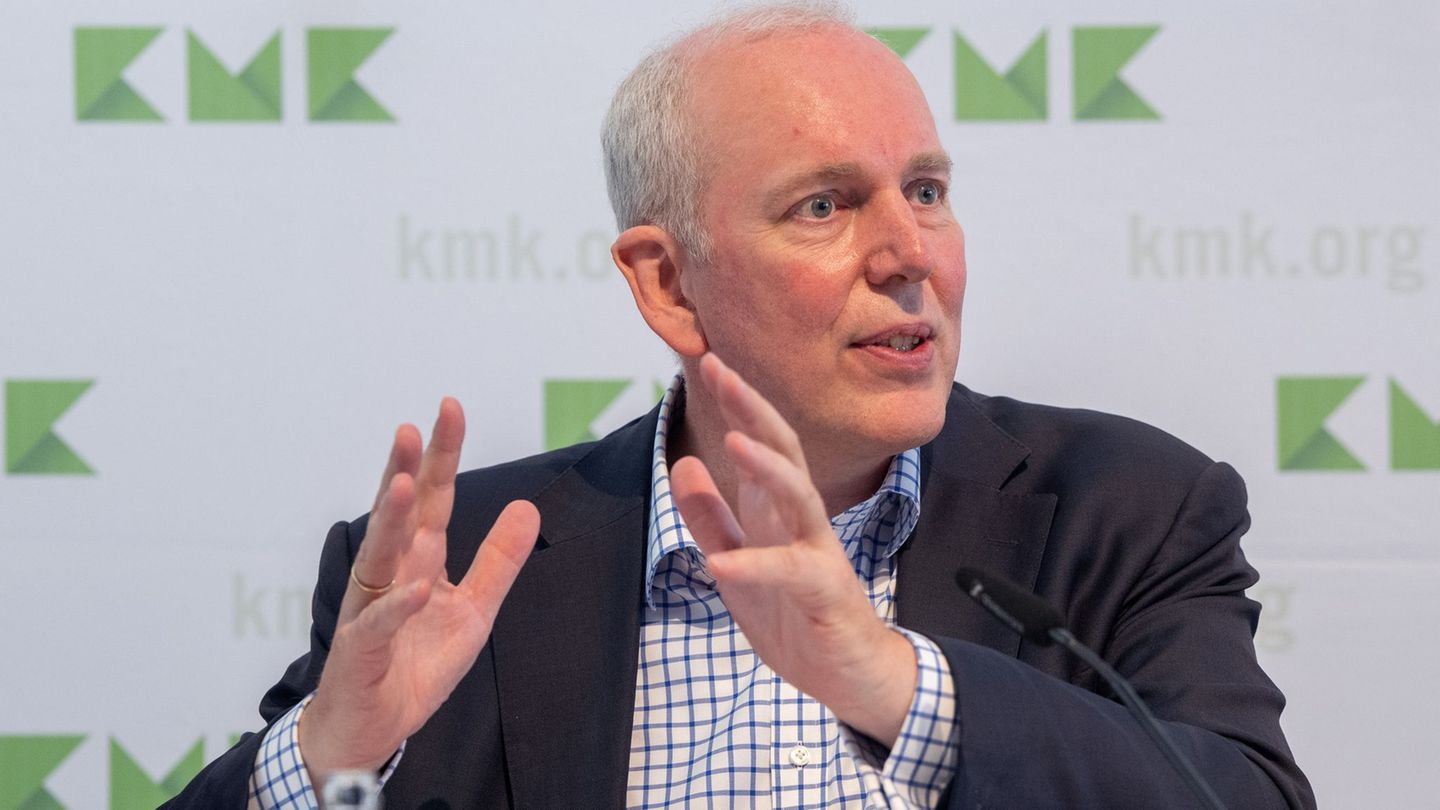 Der saarländische Finanzminister Jakob von Weizsäcker (SPD) appelliert, den Kurs der Konsolidierung und Priorisierung im Saarlan