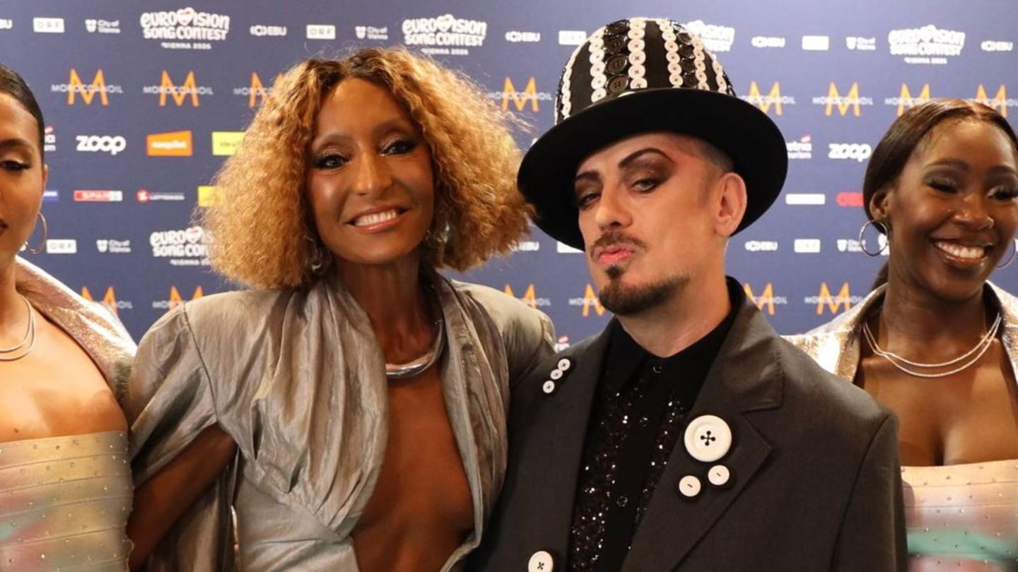 Die italienische Sängerin Senhit mit Boy George beim Eurovision Song Contest in Wien.