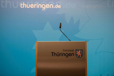 Pult in Thüringer Staatskanzlei