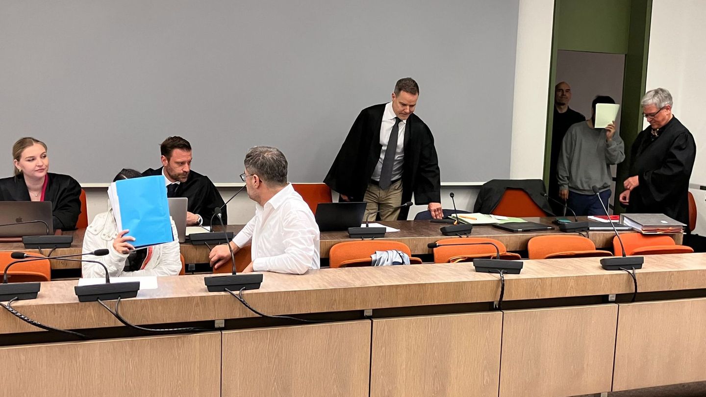 Der Prozess vor dem Oberlandesgericht München geht nach Monaten nun langsam zu Ende. (Archivbild) Foto: Britta Schultejans/dpa