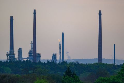 Deutschlands Wirtschaft erlebt angesichts der angespannten Konjunktur schwere Zeiten. (Symbolbild) Foto: Patrick Pleul/dpa
