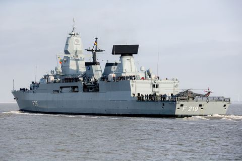 Die Fregatte "Sachsen" gehört zu einem Nato-Marineverband, der derzeit in der Ostsee operiert. (Archivfoto) Foto: Hauke-Christia