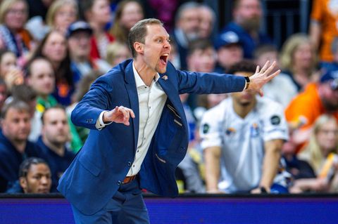 Christian Held steht mit Rasta Vechta in den Playoffs der BBL. Foto: Jens Büttner/dpa