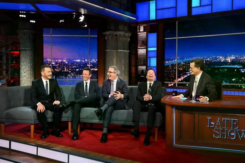 Jimmy Fallon, Jimmy Kimmel, Seth Meyers und John Oliver reden bei Stephen Colbert über Trump