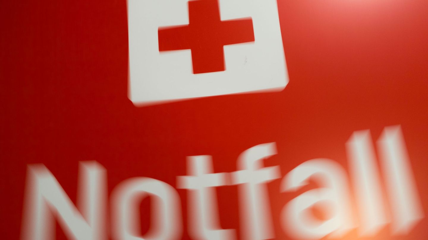 Die München Klinik Harlaching wird eingeweiht - bald steht der Umzug an. (Symbolbild) Foto: Lino Mirgeler/dpa