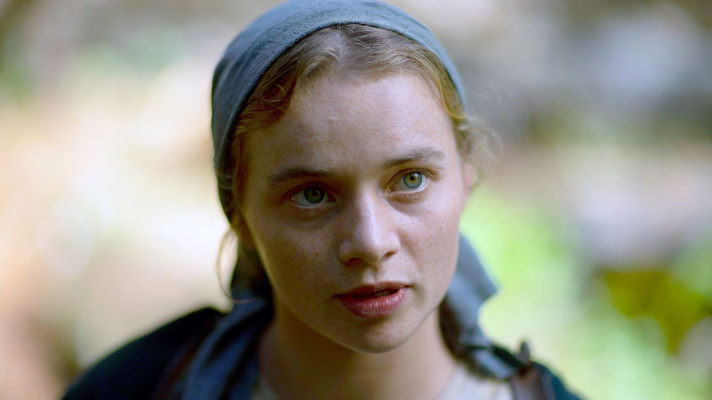 Luna Wedler spielt in "Jakobs Ross" die Magd Elsie, die zwangsverheiratet und verbannt wird.