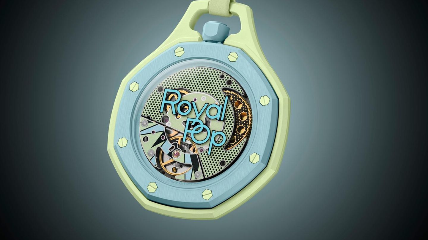 Swatch Audemars Piguet Royal Pop