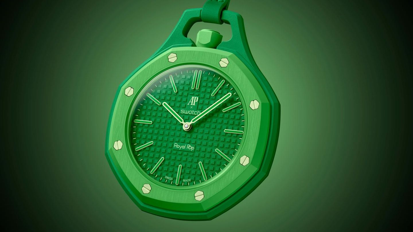 Swatch Audemars Piguet Royal Pop