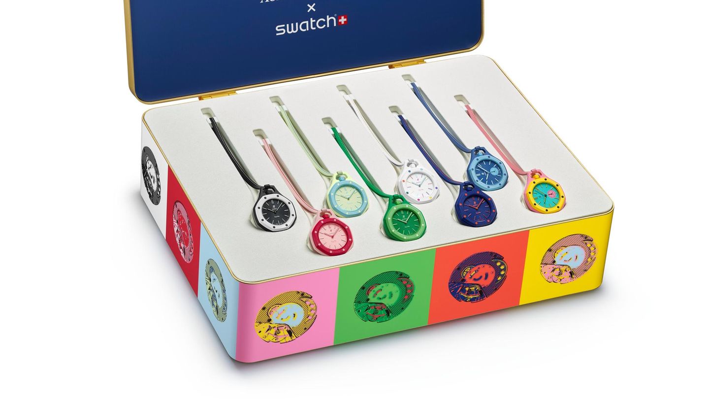 Swatch Audemars Piguet Royal Pop