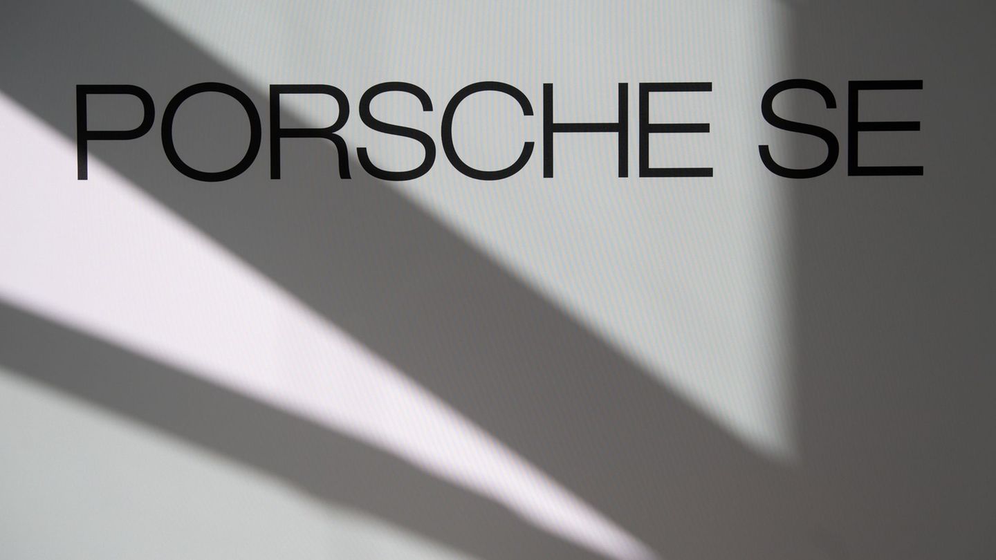 Porsche SE mit hohem Verlust. (Foto-Archiv) Foto: Marijan Murat/dpa